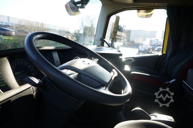 Kipper LKW VOLVO FH460 Getreidekipper Lenk Staplerhalterung