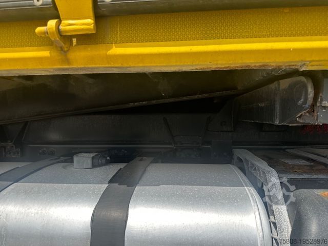 Kipper LKW VOLVO FH460 Getreidekipper Lenk Staplerhalterung