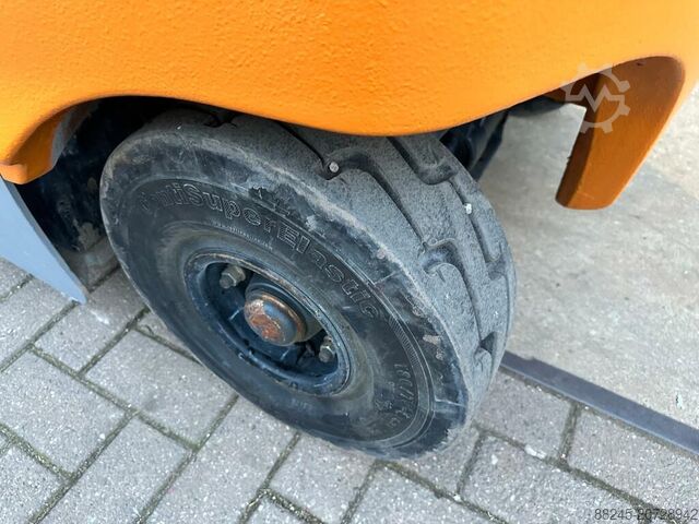 Elektrischer Triplex-Gabelstapler Still RX60-25 mit wenigen Betriebsstunden STILL RX60-25