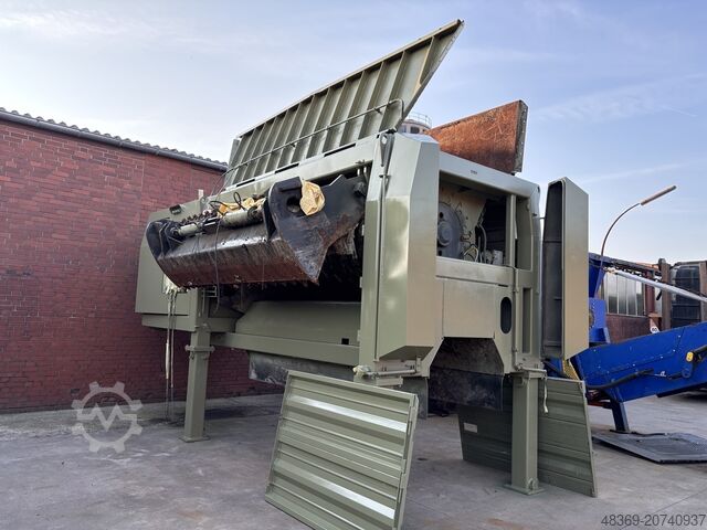 Подрібнювач деревини KOMPTECH TERMINATOR 5000 E