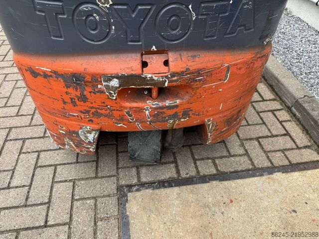 Electric forklift Toyota 7FBEST15 TOYOTA 7FBEST15
