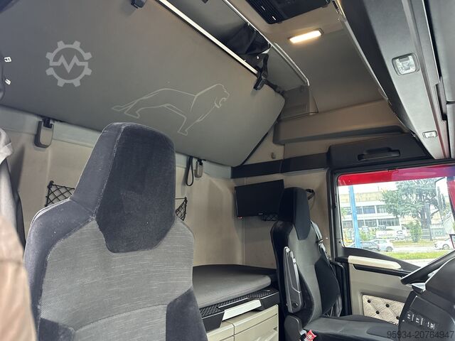 Staðlaður vegatogari MAN TGX 18.510