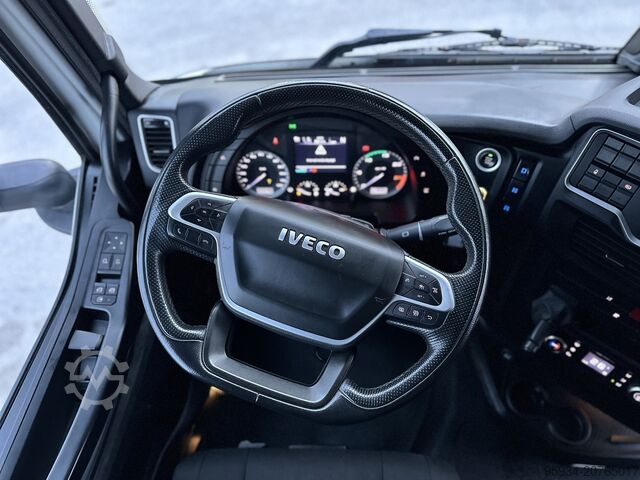 Staðlaður vegatogari Iveco Stralis S-Way 530