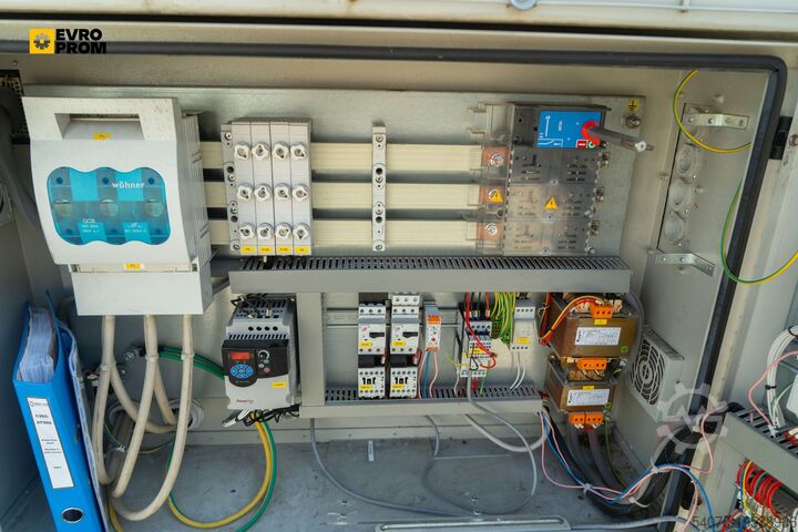 Čiler Used Aircooled chiller McQuay MCEnergy MONO 073.1 SE ST 256 kW.
