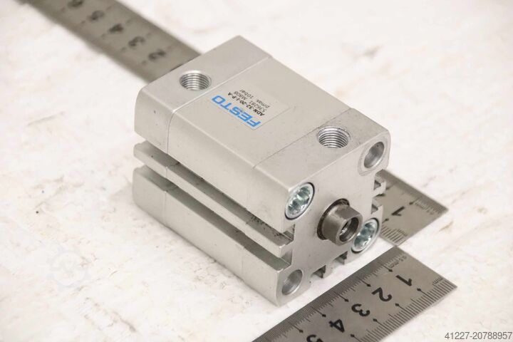 Kompaktzylinder Festo ADN-32-20-I-P-A Hub 20 mm