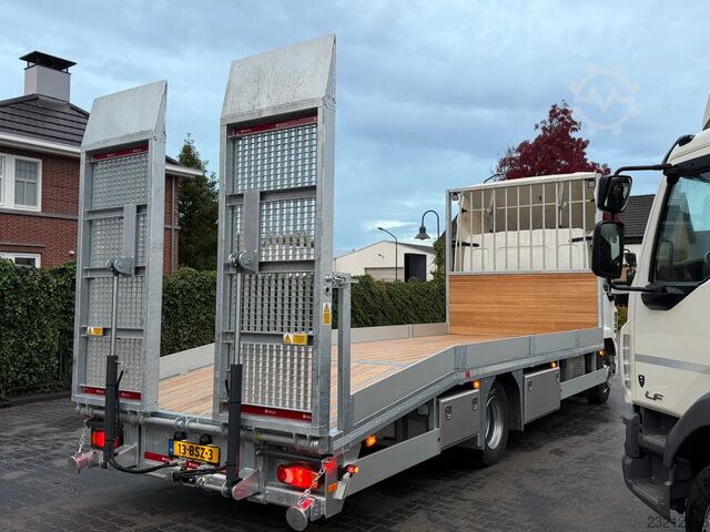 DAF LF 230 LF 230.12 EURO6. 2022. KAMION TRANSPORTUES me platformë me rampë ngarkimi hidraulike DAF LF 230 LF 230.12 EURO6.  2022.  OPRIJWAGEN met ...