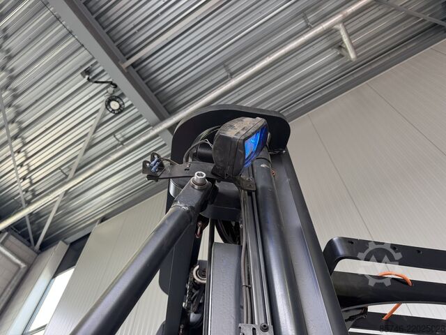 Kraft Werkzeugmaschinen GmbH Kraft Werkzeugmaschinen GmbH Kraft Werkzeugmaschinen GmbH