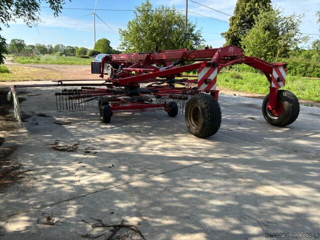 θεριζοαλωνιστική μηχανή Lely Hibiscus 765SD