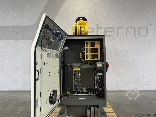 1년 보증이 적용되는 리퍼브 로봇 FANUC M-900iB/280