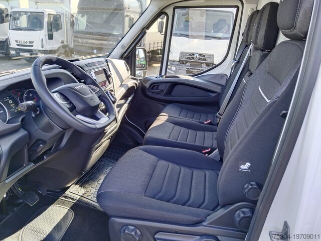 Furgoneta caja Iveco DAILY 35S18