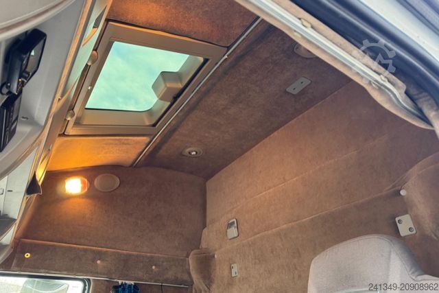 Tracteur routier standard IVECO Stralis 460 4x2 Racing