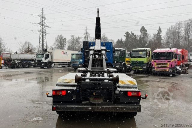 Camion benne à bras amovible VOLVO FH-400 8x4 Hyvalift AHK