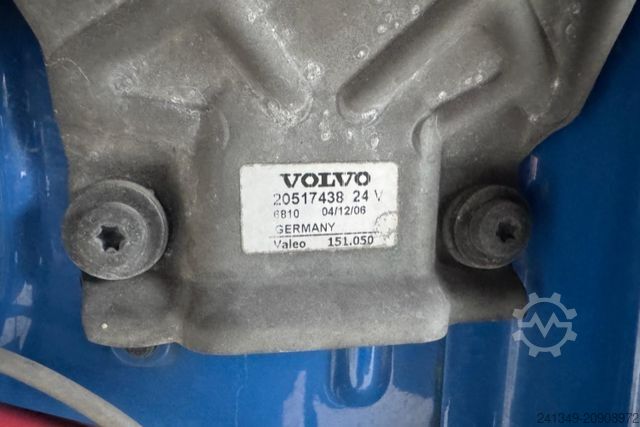 Camion benne à bras amovible VOLVO FH-400 8x4 Hyvalift AHK