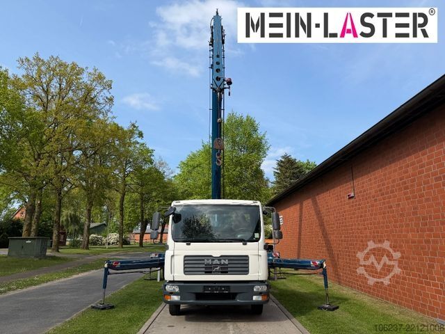 Kamyon üstü vinçli panelvan MAN 8.180  Cormach 23000 36-3  35m kein Klaas/Böcker