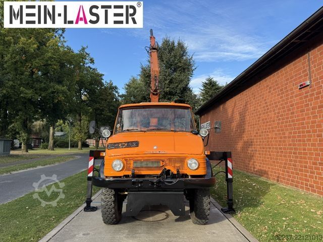 รถตู้เครนติดตั้งบนรถบรรทุก UNIMOG U 1100 Atlas AK 3006 nur 14.215 km-1. Hand
