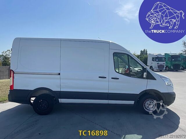 Fourgon tôlé Ford Transit L2H2 2l 105cv