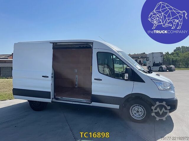 Fourgon tôlé Ford Transit L2H2 2l 105cv