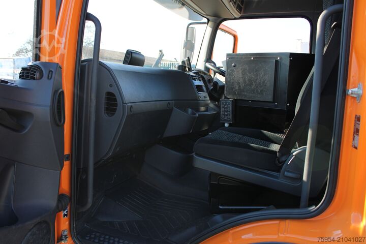 Road sweeper Mercedes-Benz Atego 1323 LKO 4x2 / Themis SH7B D/HD