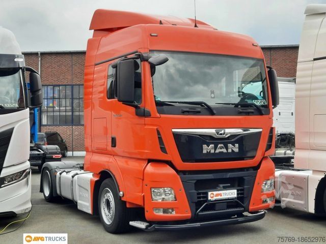 Térfogat vontató egység MAN 18.470 TGX XLX Retarder 2xTank