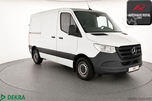 প্যানেল ভ্যান mercedes-benz Sprinter 215 CDI KASTEN SCHWINGSITZ,LEDER,KAMERA