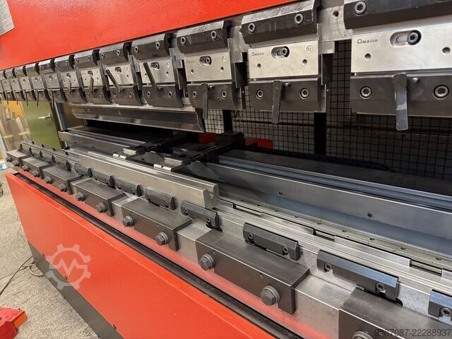 Abkant pres HFE220-3 Amada HFE220-3