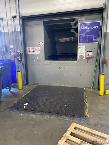  Meulenbroek Stationaire pers + container