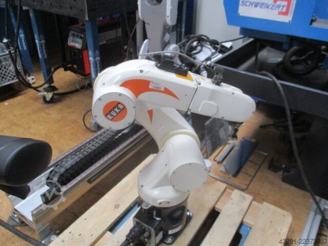 Kuka KRC2sr + KCP2 + KR5 sixx R850