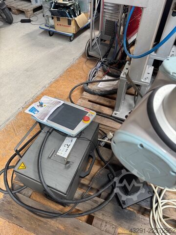  Cobot UR10 CB3.1