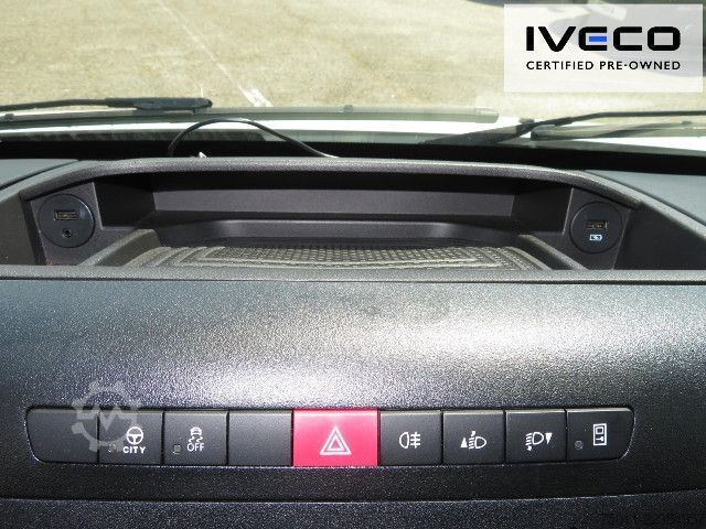 Boxvogn IVECO Daily 70C18HA8/P Koffer/LBW, Klima, NL 3228kg