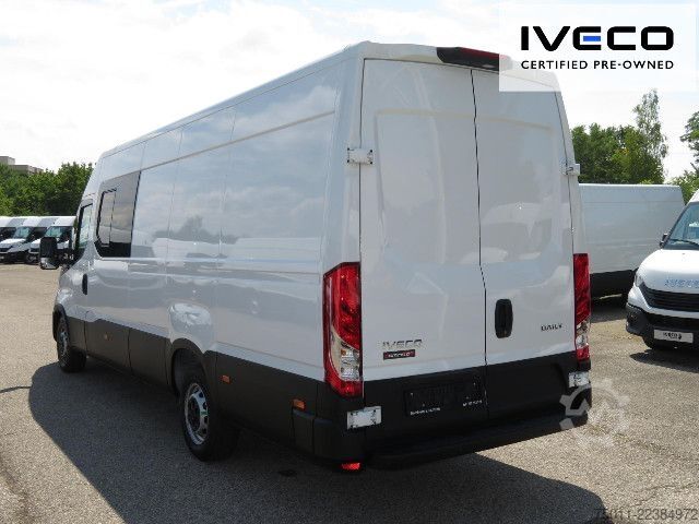 Højt tag varevogn IVECO Daily 35S18HA8V 6-Sitzer, Klima, Kamera, l+h