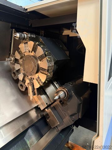 Centro de torneado y fresado CNC DOOSAN Puma 300B