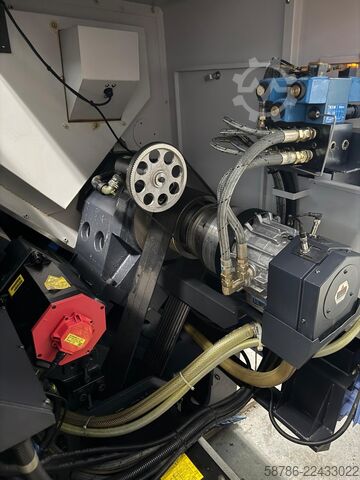 Centro de torneado y fresado CNC DOOSAN Puma 300B