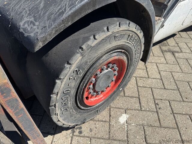 Linde H30D-01 Triplo 465 prosti dvig / stranski pomik / 4. funkcija VW Diesel 2006 LINDE H30D-01 Triplo 465 Freelift / Sideshift / 4e Functie VW Diesel 2006
