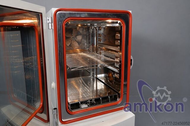 335 litrov s vlhkosťou, rok výroby 2016 Vötsch Klimaprüfschrank VCS³ 7034-5 -70°C bis +180°C