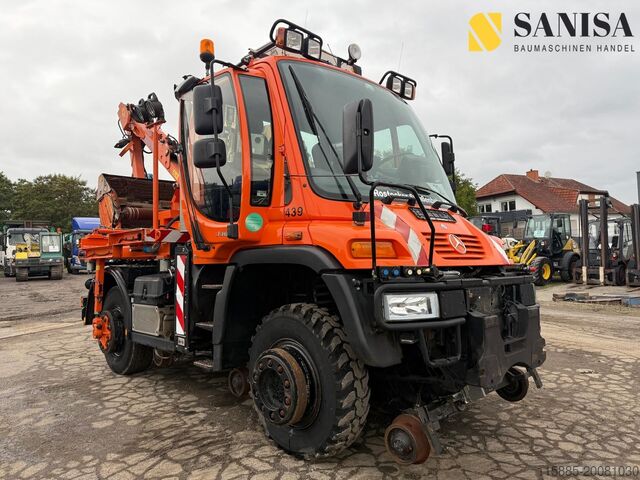 Unimog Mercedes-Benz Unimog U400/ Zweiwege/ Rail/ Gleis/ Schi
