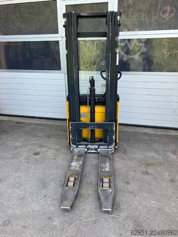 Stivuitor manual OM CL 10,5AC