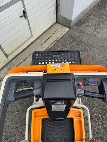 Prelevator de comenzi cu ridicare medie Crown Wave  60-118 Lithium-Ionen
