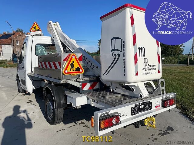 Platforma de ridicare Renault Master Hoogtewerker