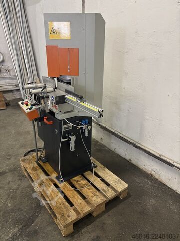 V型缺口锯和开槽锯 elumatec KS 101/23