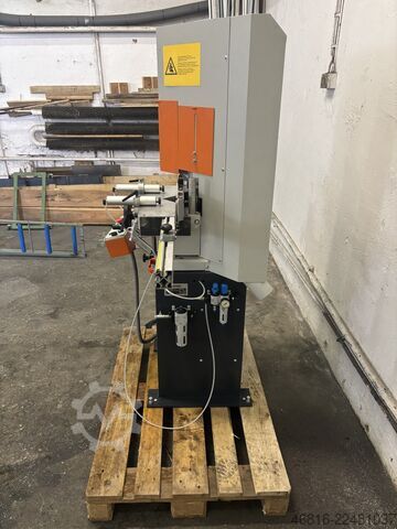 V型缺口锯和开槽锯 elumatec KS 101/23