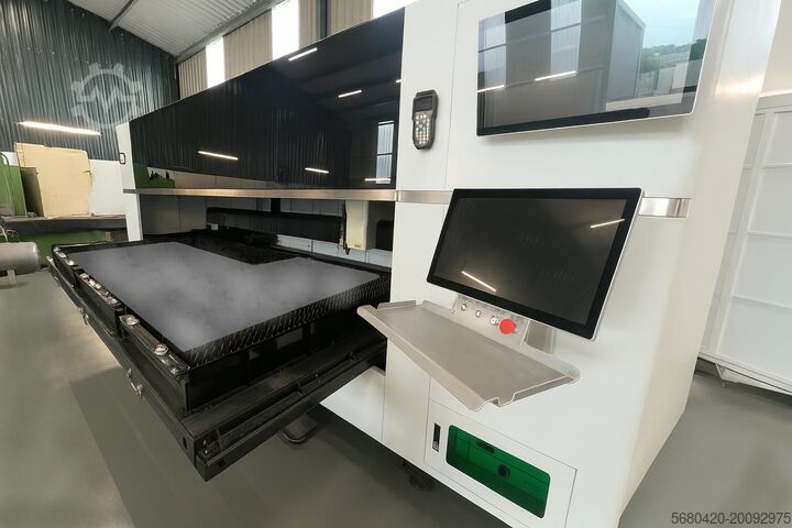 Lāzera griešanas iekārta FEC Automation XRS315 3kw fiber laser