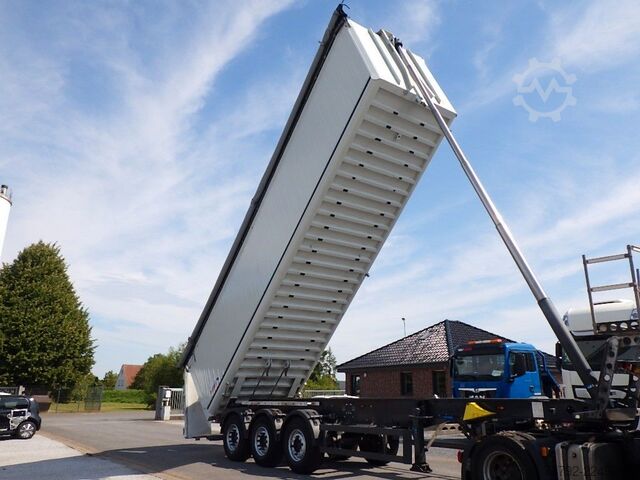 Billenős félpótkocsi SCHMITZ CARGOBULL SKI 24 Kippmulde 50 m³/Kombitüren/Lift/Rollplane