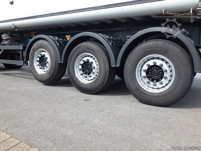 Billenős félpótkocsi SCHMITZ CARGOBULL SKI 24 Kippmulde 50 m³/Kombitüren/Lift/Rollplane