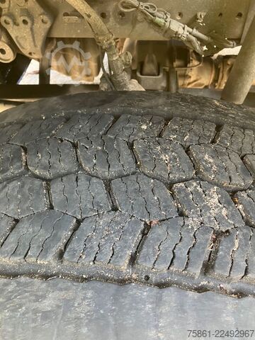 Standard nyergesvontató MERCEDES-BENZ 1848 Arocs 4x4 1 Hand Blatt/Luft Kardan!!