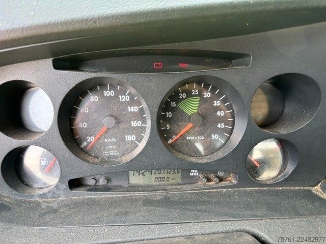 Autonkuljetuspakettiauto IVECO 65C17 Fzg Transporter 3 Liter Motor