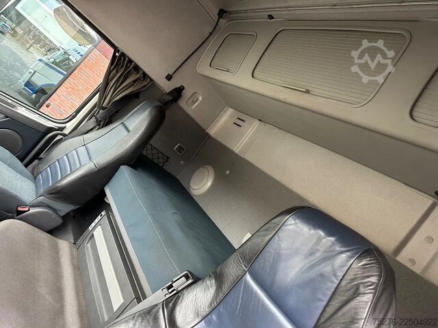 Darus teherautó Volvo FM 420 6x2 Trekker/Bakwagen HMF 4720 + Flyjib ,...