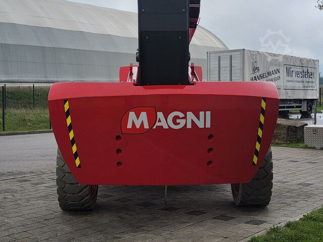 Articulated telescopic work platform Magni DTB34RT
