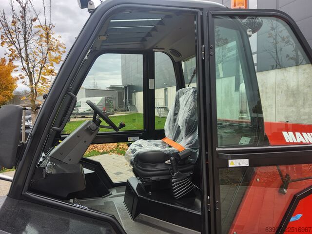 オフロードフォークリフト Manitou M 70-2