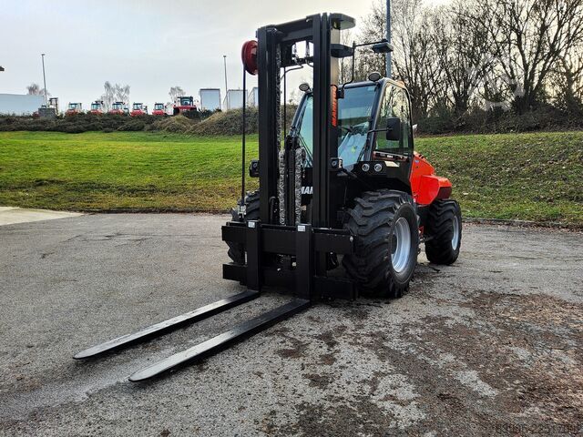 Empilhadeira todo-o-terreno Manitou M 50-4 D