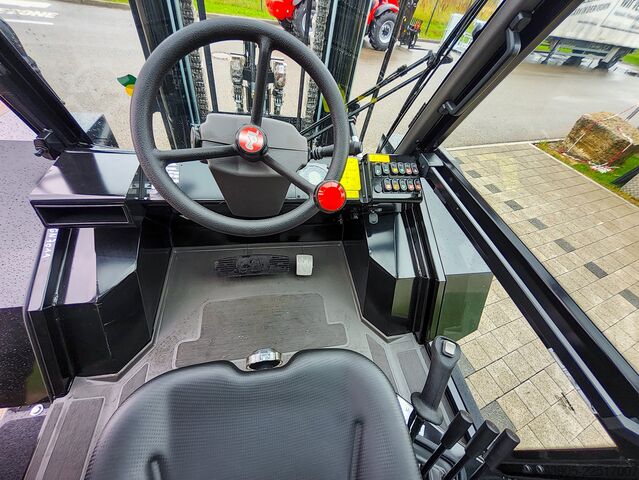 Empilhadeira todo-o-terreno Manitou M 50-4 D